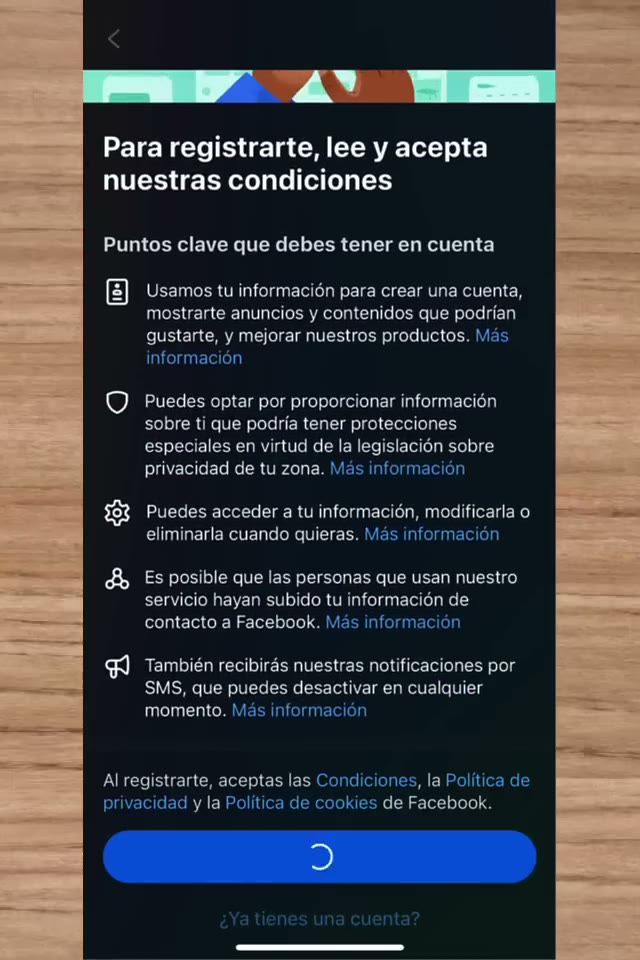 Pantalla de condiciones de Facebook cargando después de tocar Acepto
