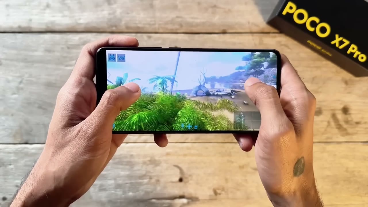 POCO X7 Pro en horizontal corriendo un juego, con su caja amarilla al fondo