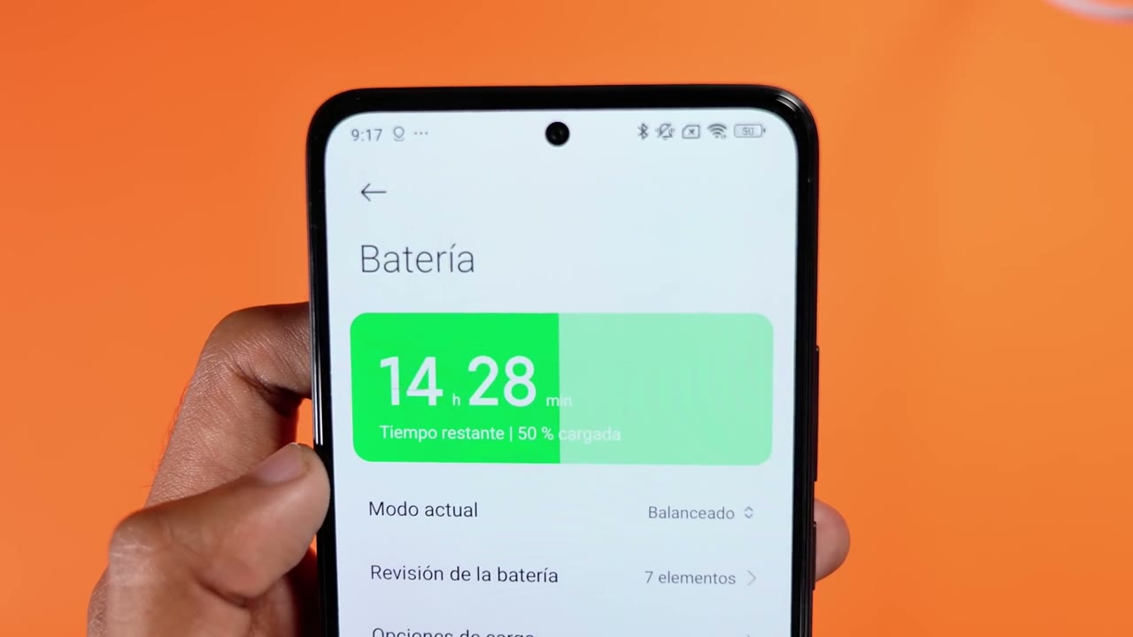 Pantalla de batería del Redmi Note 14 4G con 14 horas y 28 minutos restantes al 50 por ciento