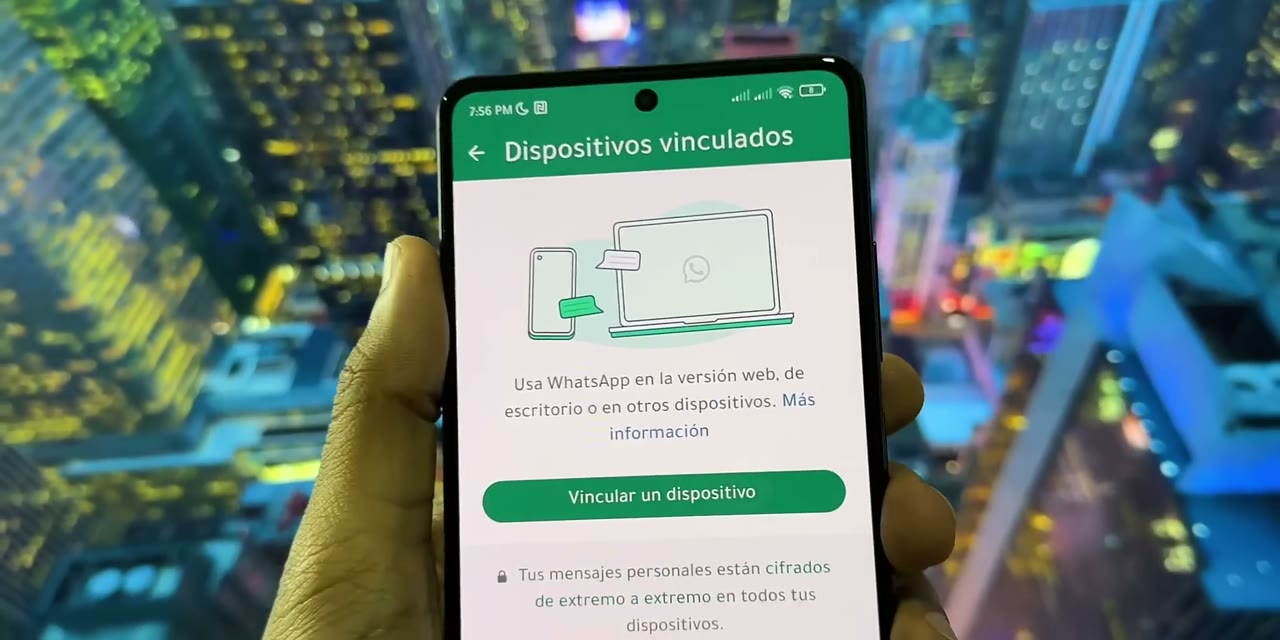 Pantalla Dispositivos vinculados de WhatsApp con el botón Vincular un dispositivo